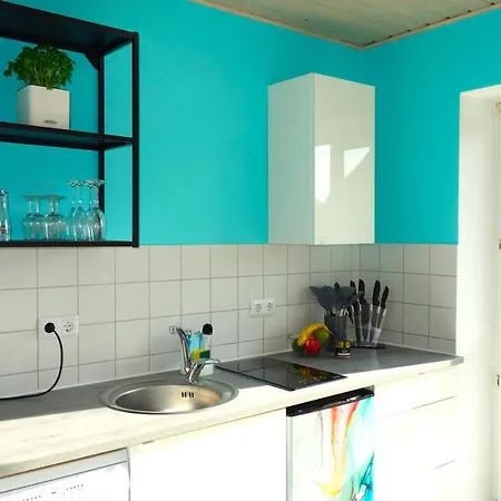 Happy Homes Blue - Up To 5 - Kueche - W-lan - Netflix - Honig - Balkon