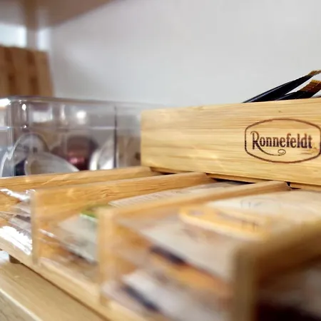 Happy Homes Blue - Up To 5 - Kueche - W-lan - Netflix - Honig - Balkon Apartment