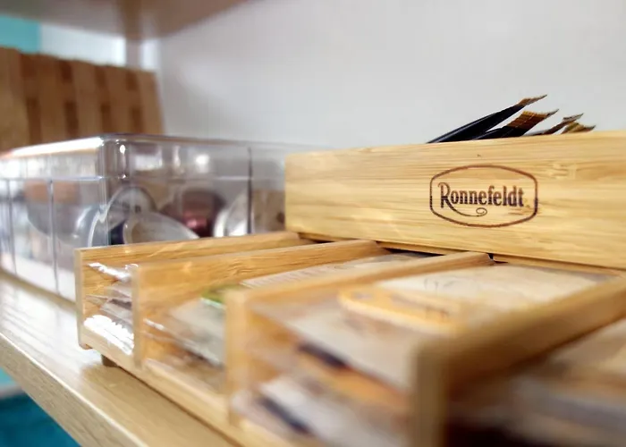 Happy Homes Blue - Up To 5 - Kueche - W-lan - Netflix - Honig - Balkon Apartment